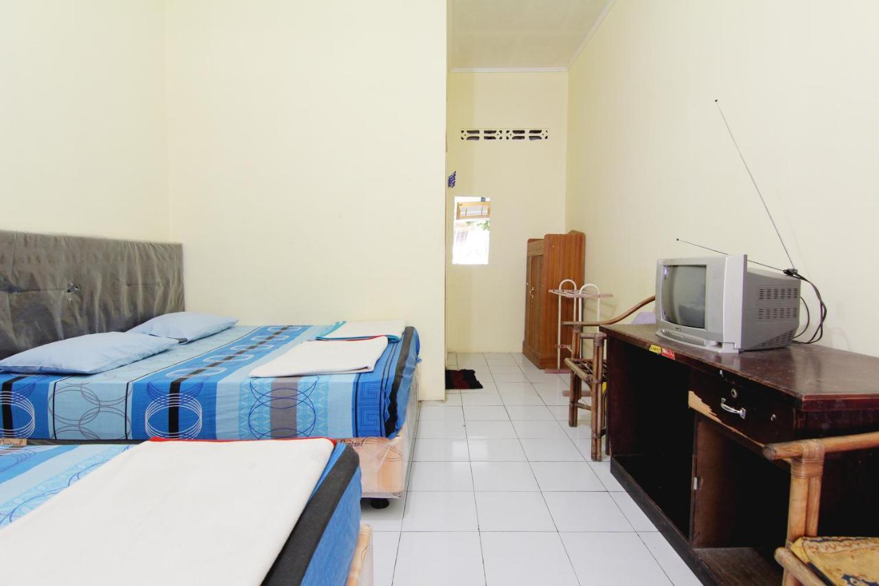 Hotel Wijaya 2 Калиуранг Экстерьер фото
