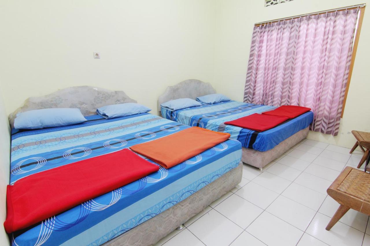 Hotel Wijaya 2 Калиуранг Экстерьер фото