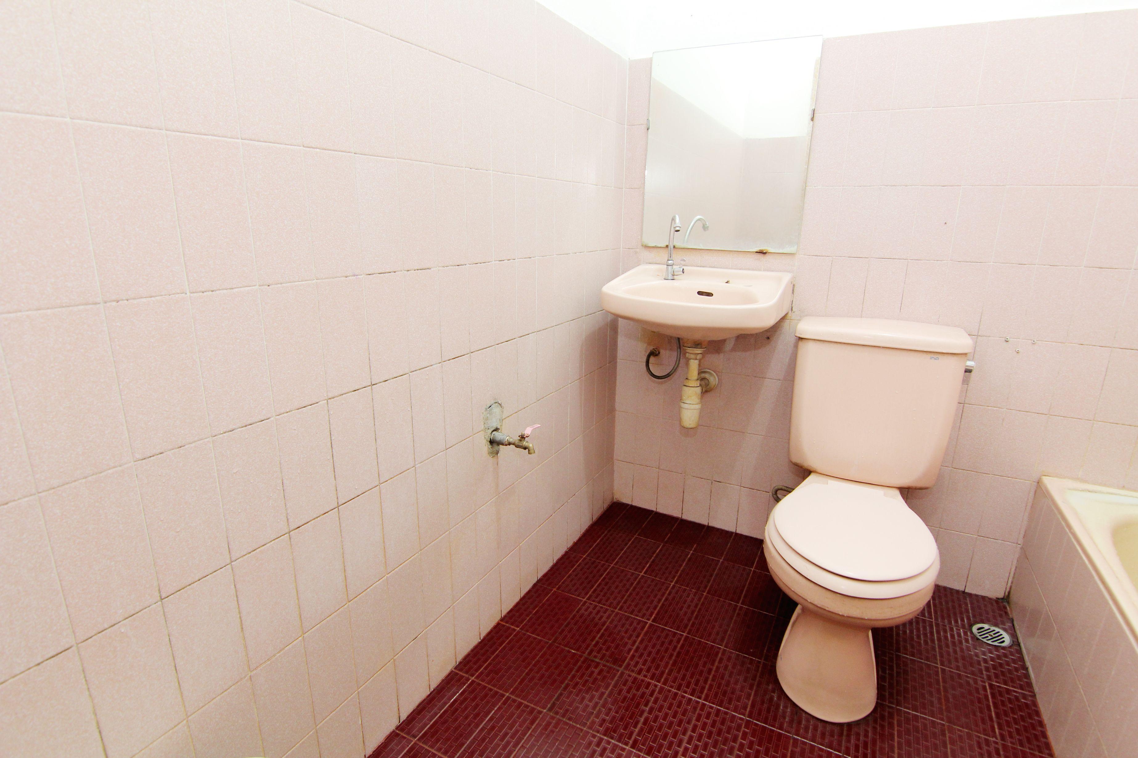 Hotel Wijaya 2 Калиуранг Экстерьер фото